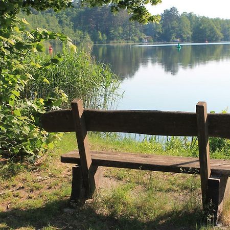 Ferienappartement Am See II Im Biospharenreservat Schorfheide Esterno foto