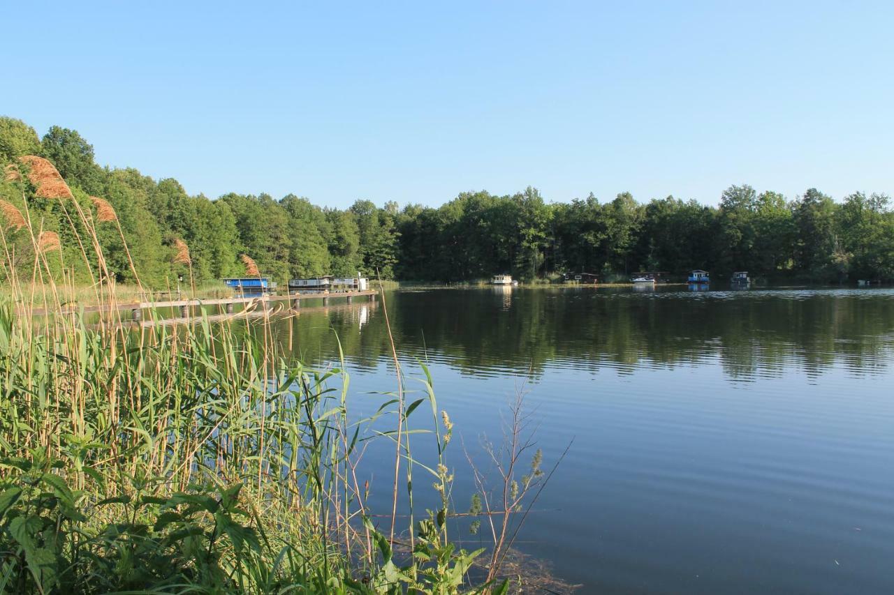 Ferienappartement Am See II Im Biospharenreservat Schorfheide Esterno foto